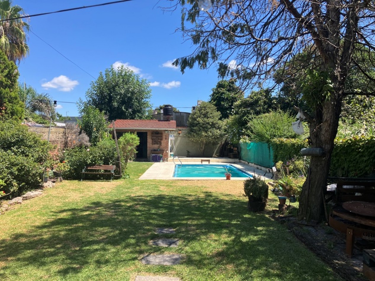 Casa 33 e 132 y 133 La Plata