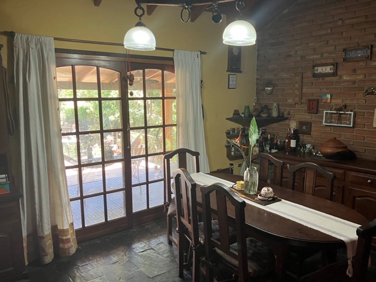 Casa 33 e 132 y 133 La Plata